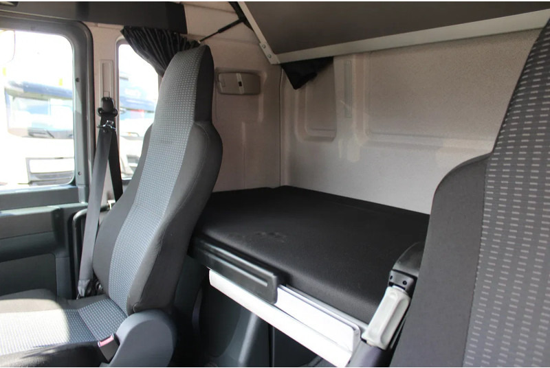 Box truck MAN TGL 12.250 + EURO 5 + LIFT: picture 10