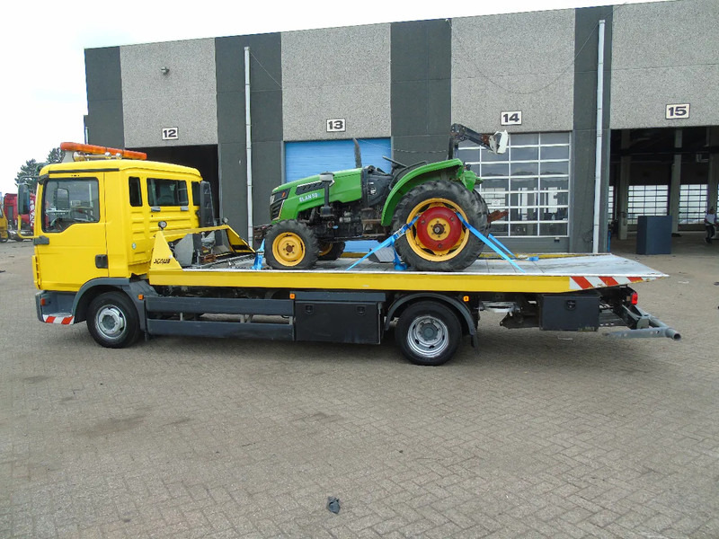 MAN TGL 8.180 + winch + MANUAL + EURO 5 + system working - Autotransporter truck: picture 2 MAN TGL 8.180 + winch + MANUAL + EURO 5 + system working - Autotransporter truck: picture 2