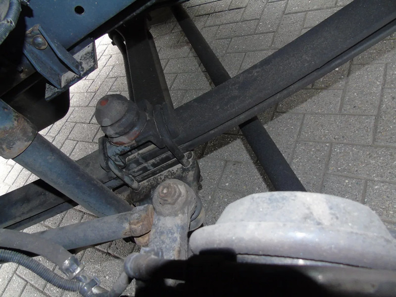 Box truck MAN TGM 12.250 + EURO 6 + LIFT: picture 19