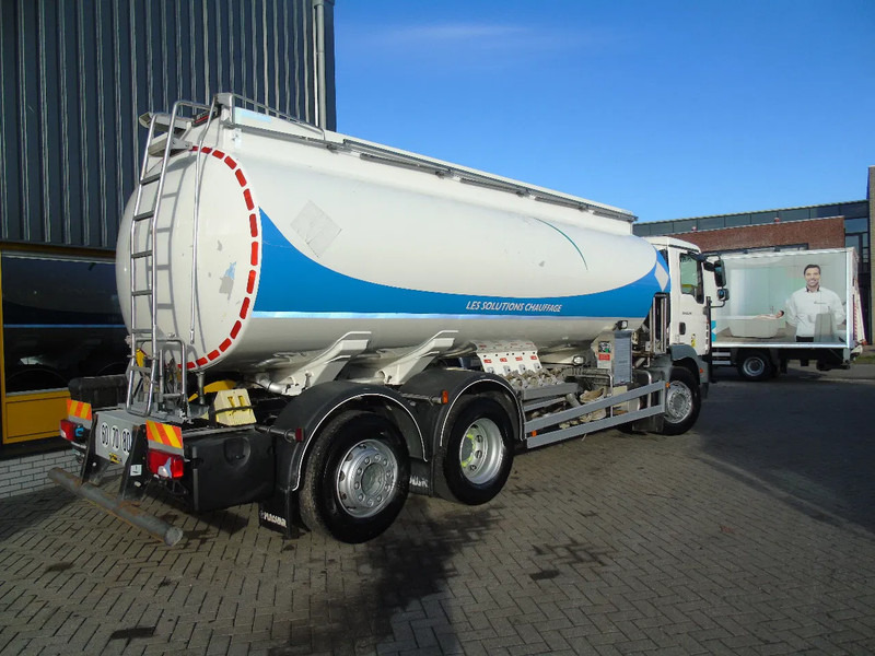 MAN TGM 26.340 + 19.000 LITER + 4COMP + 6X2 + MANUAL - Tank truck: picture 4 MAN TGM 26.340 + 19.000 LITER + 4COMP + 6X2 + MANUAL - Tank truck: picture 4