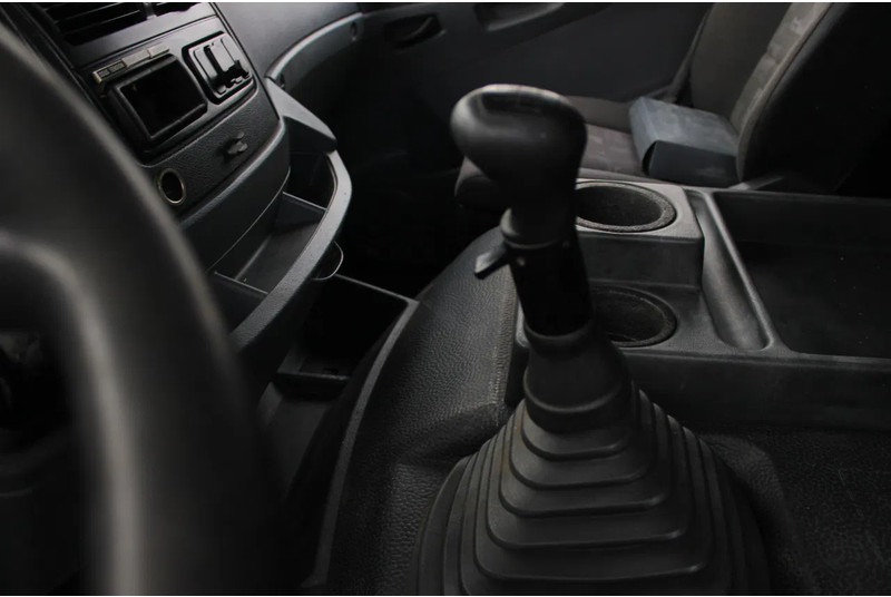 Tipper Mercedes-Benz Axor 1833 + tipper + manual: picture 8