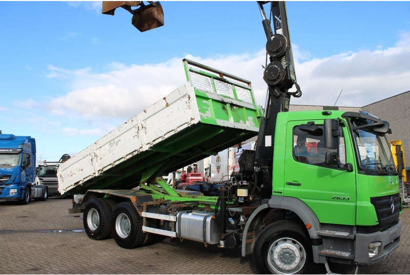 Mercedes-Benz Axor 2633 + TIPPER + HIAB 144 + REMOTE + MANUAL + 6x4 - Tipper, Crane truck: picture 3 Mercedes-Benz Axor 2633 + TIPPER + HIAB 144 + REMOTE + MANUAL + 6x4 - Tipper, Crane truck: picture 3