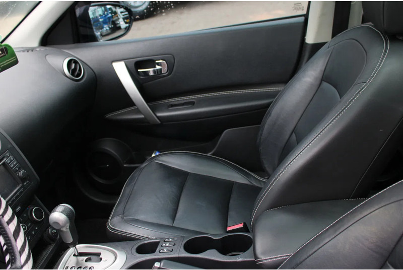 SUV Nissan QASHQAI 2.0 AUTOMATIC / CAMERA: picture 14