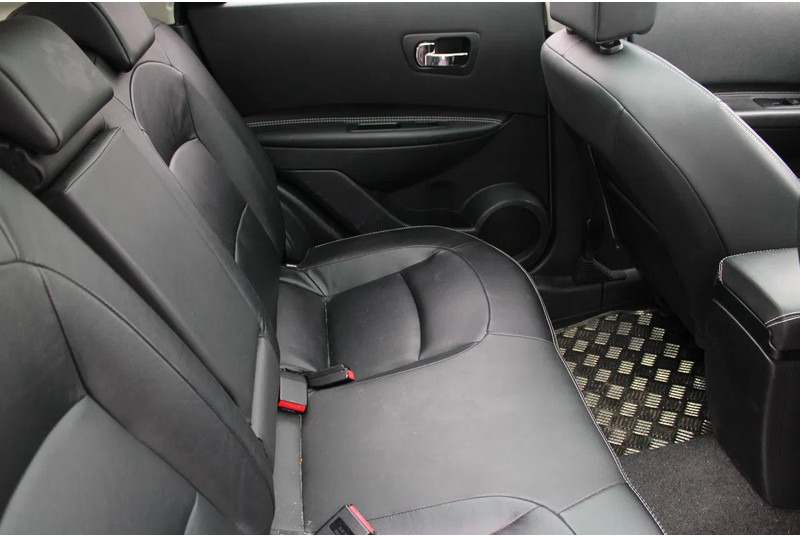 SUV Nissan QASHQAI 2.0 AUTOMATIC / CAMERA: picture 18