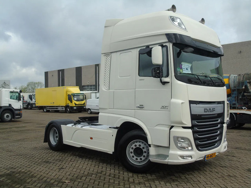 DAF XF 460 + EURO 6 + SSC - Tractor unit: picture 2 DAF XF 460 + EURO 6 + SSC - Tractor unit: picture 2