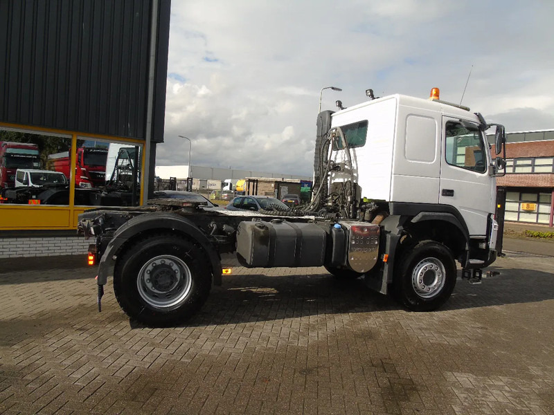 Volvo FMX 420 + 4X4 + MANUAL + EURO 5 + RETARDER + PTO - Tractor unit: picture 4 Volvo FMX 420 + 4X4 + MANUAL + EURO 5 + RETARDER + PTO - Tractor unit: picture 4