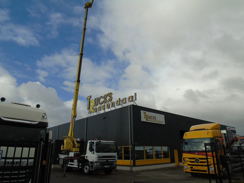 DAF CF 65.280 + 33 METER + big platform persons /400kg - Truck: picture 2 DAF CF 65.280 + 33 METER + big platform persons /400kg - Truck: picture 2