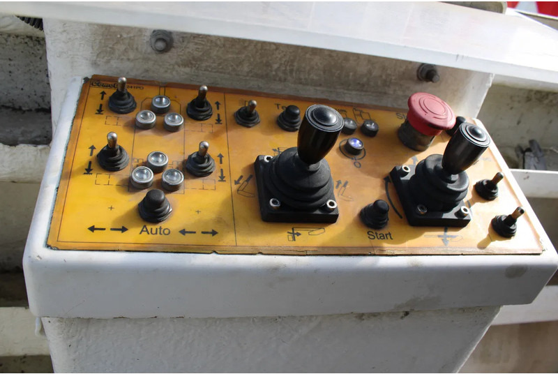 Truck Iveco Eurocargo 120EL18 + COMET + EURO 5: picture 14 Truck Iveco Eurocargo 120EL18 + COMET + EURO 5: picture 14