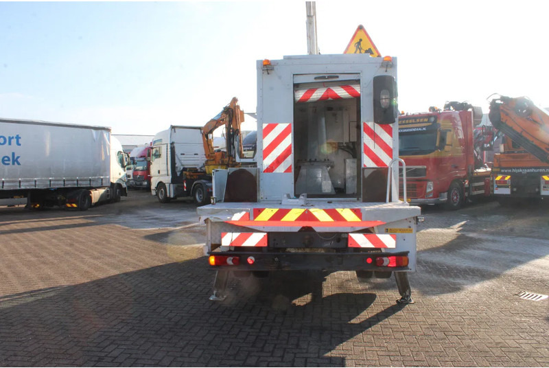 Renault Midlum 220 + 14METER + EURO 5 - Truck: picture 5 Renault Midlum 220 + 14METER + EURO 5 - Truck: picture 5