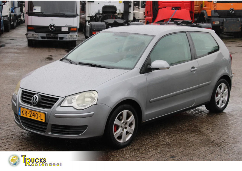Volkswagen Polo + manual + 1.2 benzine - Car: picture 1 Volkswagen Polo + manual + 1.2 benzine - Car: picture 1