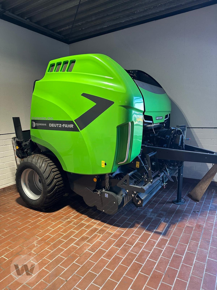 Deutz-Fahr VARIMASTER 765 - Round baler: picture 2 Deutz-Fahr VARIMASTER 765 - Round baler: picture 2