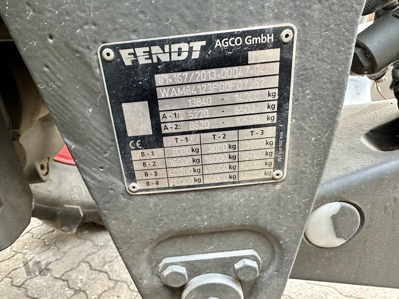 Fendt 826 Vario ProfiPlus - Farm tractor: picture 3 Fendt 826 Vario ProfiPlus - Farm tractor: picture 3