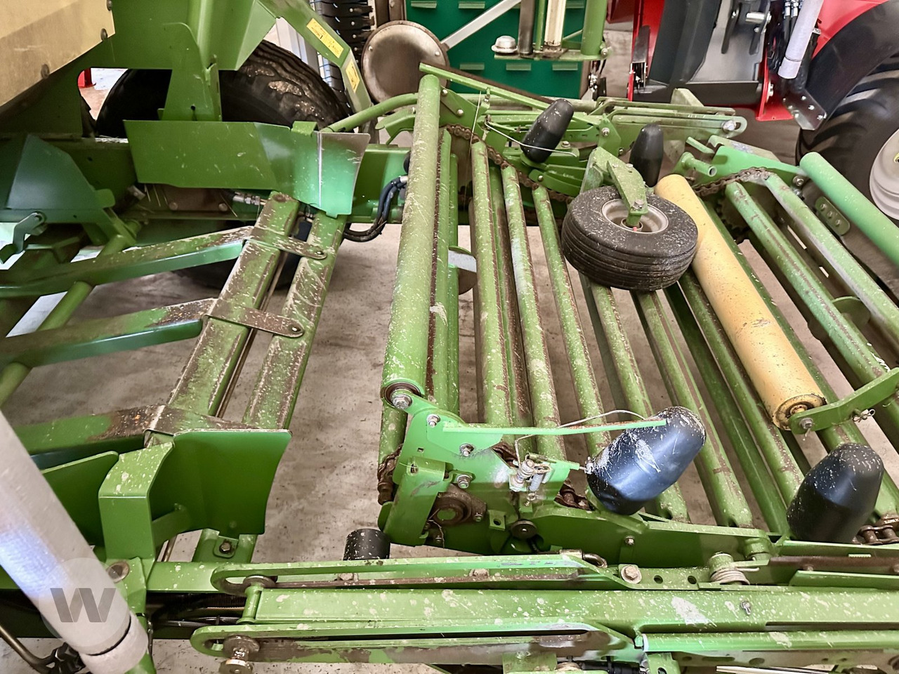 Krone Comprima CF 155 XC - Round baler: picture 5 Krone Comprima CF 155 XC - Round baler: picture 5