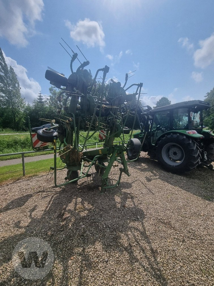 Krone KW 8.82/8 - Tedder/ Rake: picture 3 Krone KW 8.82/8 - Tedder/ Rake: picture 3