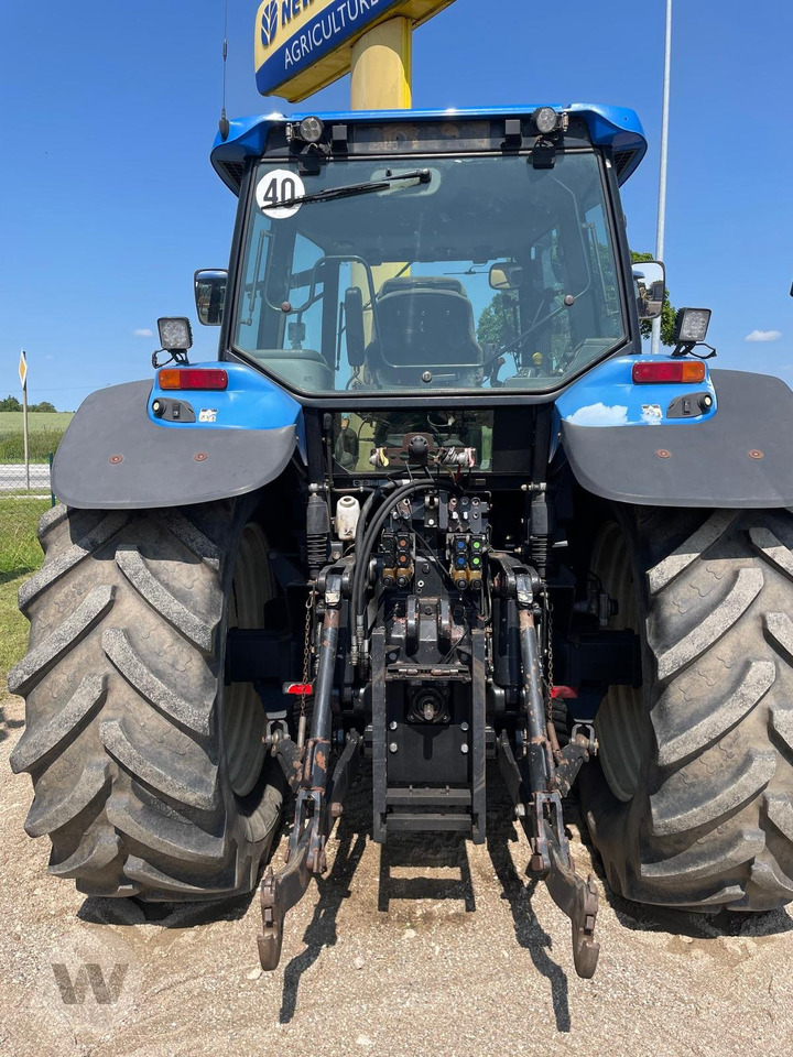 New Holland TM 190 - Farm tractor: picture 3 New Holland TM 190 - Farm tractor: picture 3
