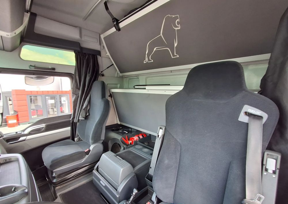MAN TGX 18.440 - Tractor unit: picture 5 MAN TGX 18.440 - Tractor unit: picture 5