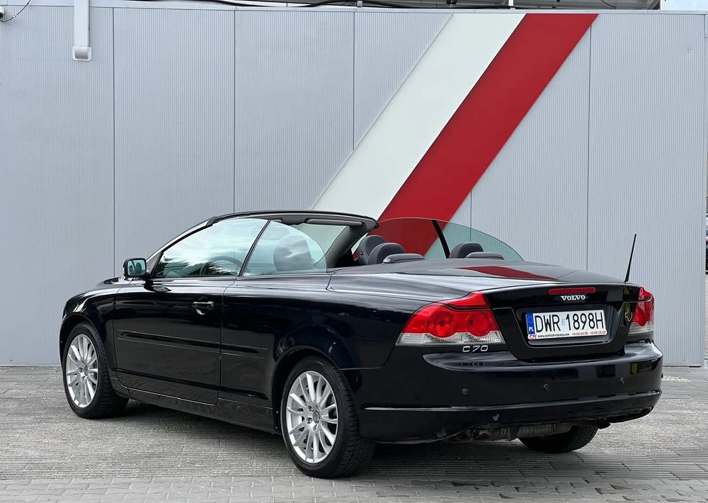Car Volvo C70 2.4 Momentum: picture 12