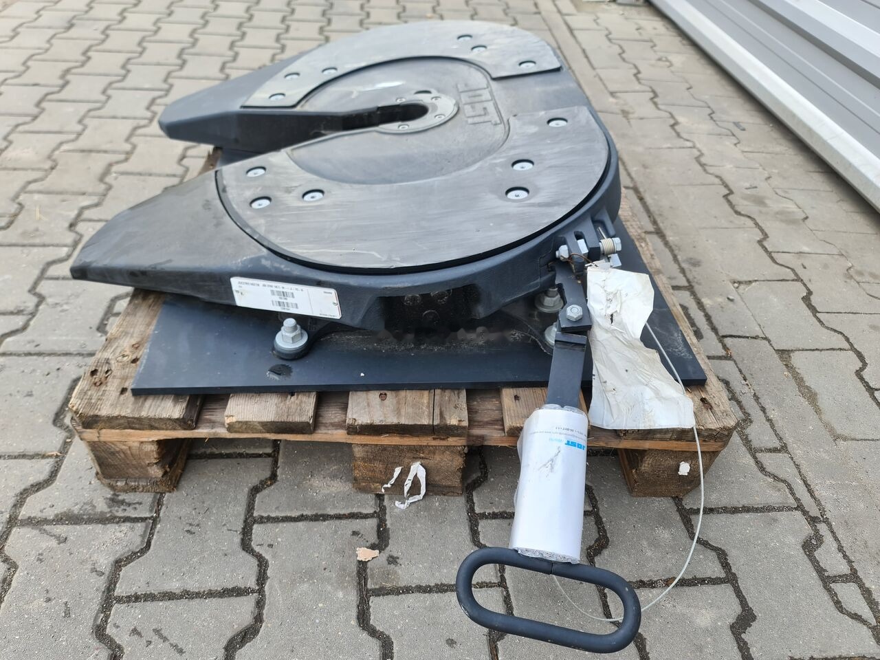 Jost JSK37ME140E1W JSK 37ME 140 12981641 MP 0815-074 - Fifth wheel coupling for Truck: picture 2 Jost JSK37ME140E1W JSK 37ME 140 12981641 MP 0815-074 - Fifth wheel coupling for Truck: picture 2
