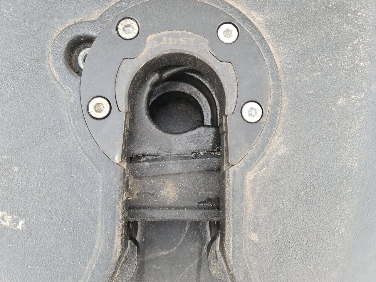 Jost JSK37ME140E1W JSK 37ME 140 12981641 MP 0815-074 - Fifth wheel coupling for Truck: picture 4 Jost JSK37ME140E1W JSK 37ME 140 12981641 MP 0815-074 - Fifth wheel coupling for Truck: picture 4