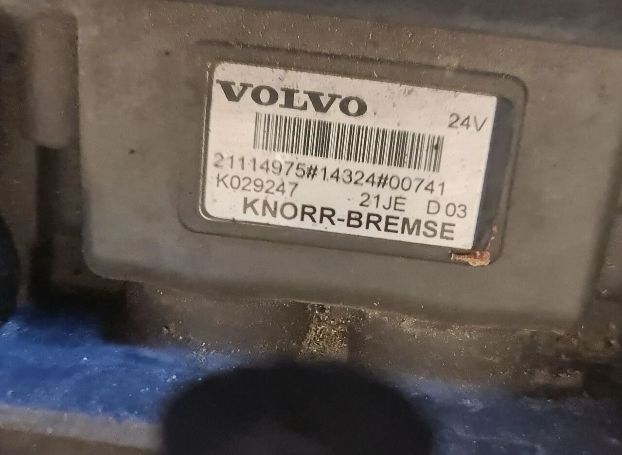 Knorr-Bremse K029247 21114975 Volvo FH4 FM truck - Brake valve for Truck: picture 3 Knorr-Bremse K029247 21114975 Volvo FH4 FM truck - Brake valve for Truck: picture 3