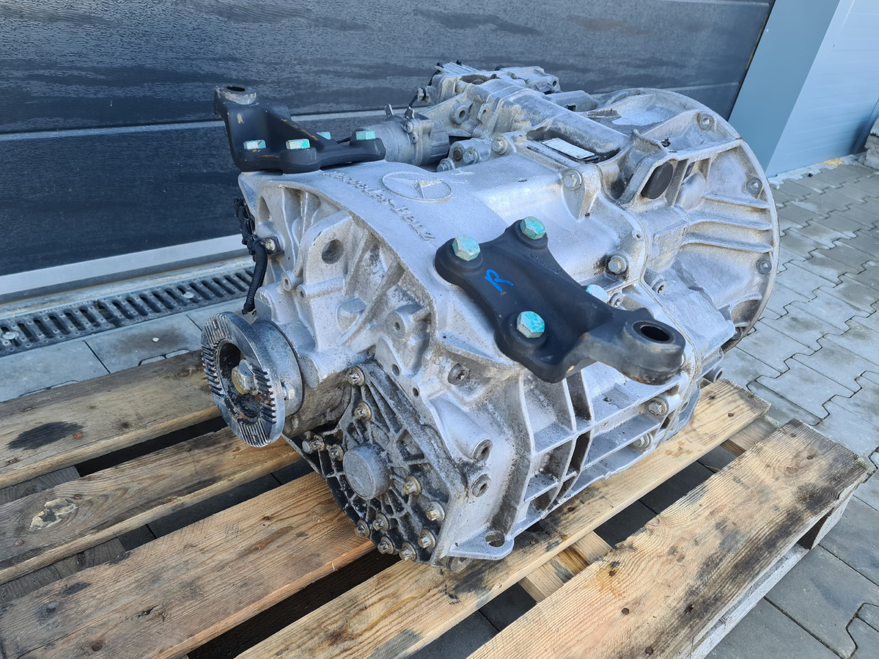 MERCEDES ATEGO ANTOS / COMPLETE GEARBOX / G140-8 / WORLDWIDE DELIVERY - Gearbox: picture 5 MERCEDES ATEGO ANTOS / COMPLETE GEARBOX / G140-8 / WORLDWIDE DELIVERY - Gearbox: picture 5