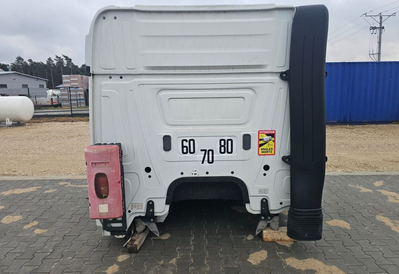 Mercedes-Benz ACTROS MP4 StreamSpace 1843 Mercedes-Benz ACTROS MP4 truck - Cab for Truck: picture 3 Mercedes-Benz ACTROS MP4 StreamSpace 1843 Mercedes-Benz ACTROS MP4 truck - Cab for Truck: picture 3
