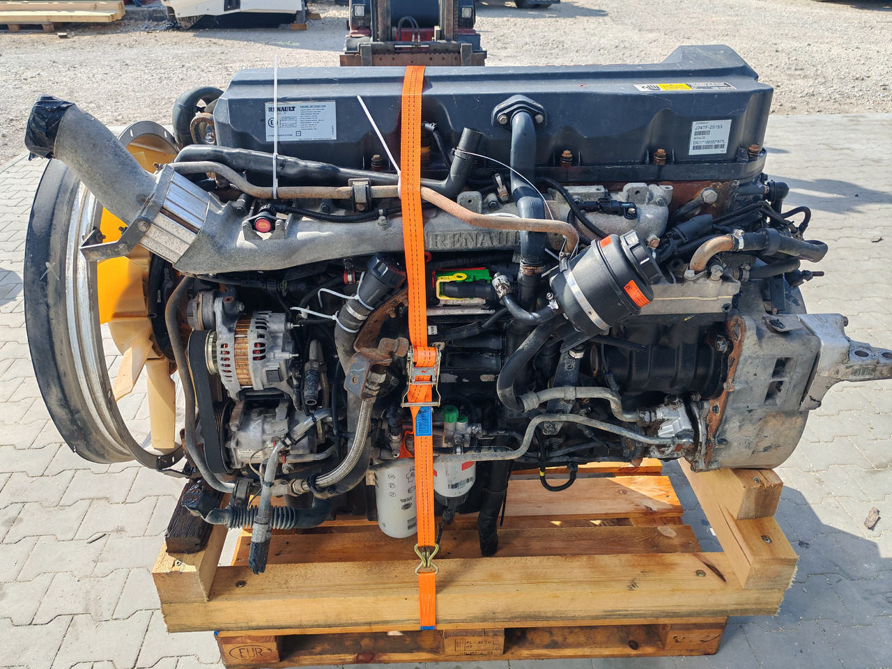 RENAULT PREMIUM DXI / ENGINE / DXI11 450 410 HP / EURO 5 / WORLDWIDE DELIVERY - Engine: picture 5 RENAULT PREMIUM DXI / ENGINE / DXI11 450 410 HP / EURO 5 / WORLDWIDE DELIVERY - Engine: picture 5