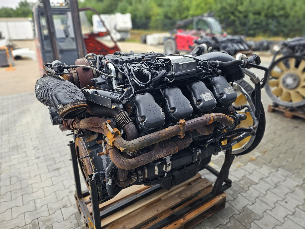 SCANIA ENGINE / DC16 101 520HP V8 / EURO 6 / COMPLETE / WORLDWIDE DELIVERY - Engine for Truck: picture 4 SCANIA ENGINE / DC16 101 520HP V8 / EURO 6 / COMPLETE / WORLDWIDE DELIVERY - Engine for Truck: picture 4