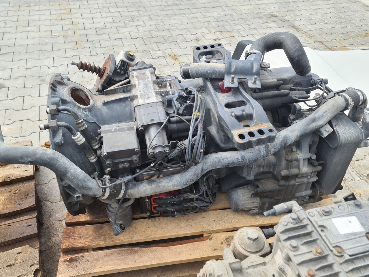 SCANIA GEARBOX / GRS895R / NTG NGS NEXT GEN / WORLDWIDE DELIVERY - Gearbox: picture 1 SCANIA GEARBOX / GRS895R / NTG NGS NEXT GEN / WORLDWIDE DELIVERY - Gearbox: picture 1