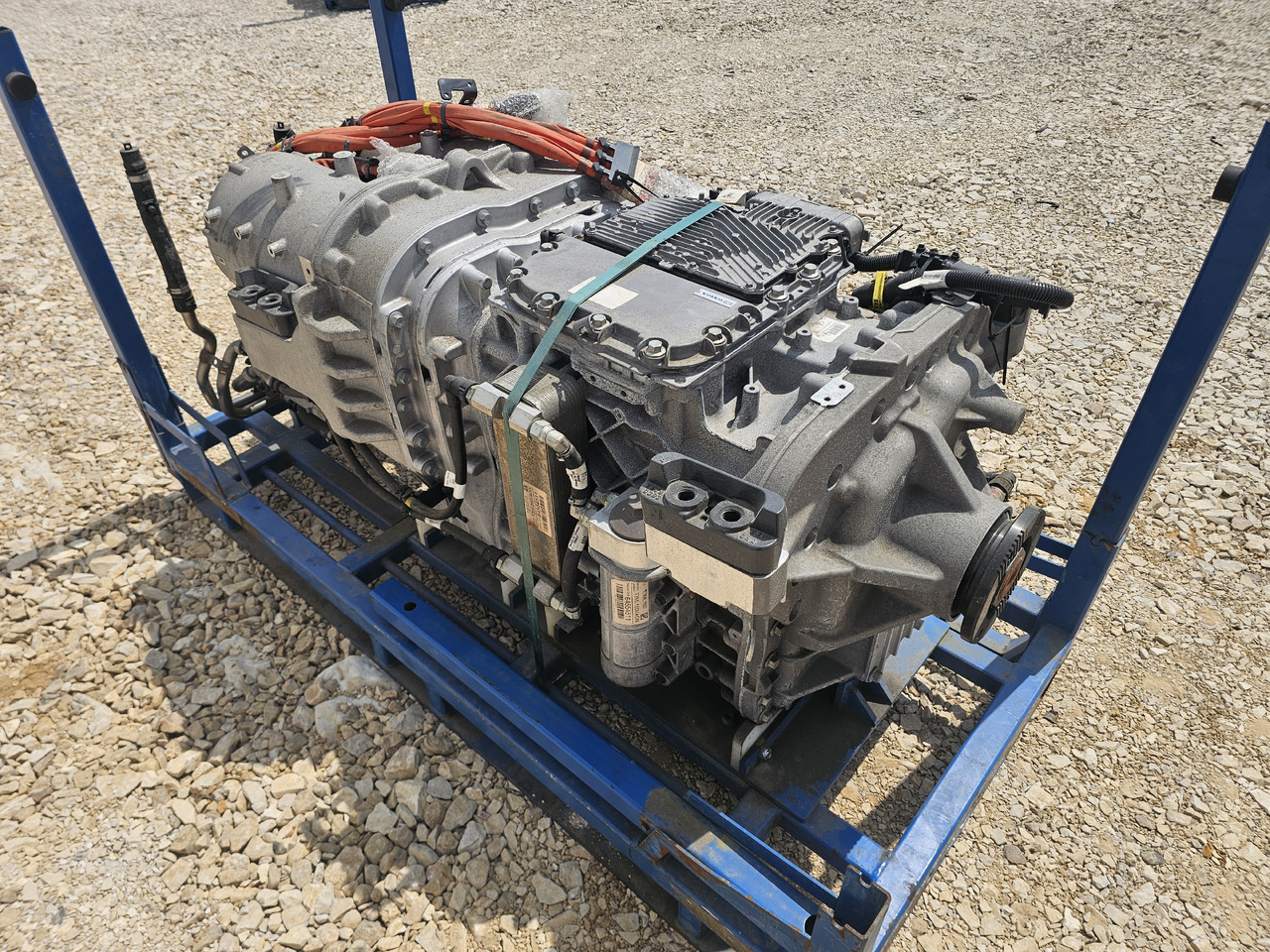 VOLVO ELECTRIC ENGINE / NEM3 / EPT2412 / FH FM ELECTRIC - Engine: picture 4 VOLVO ELECTRIC ENGINE / NEM3 / EPT2412 / FH FM ELECTRIC - Engine: picture 4