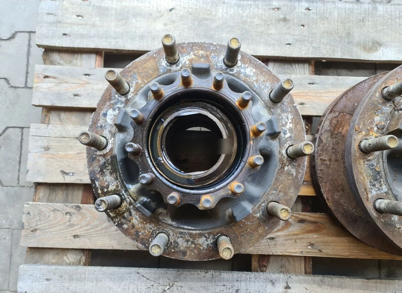 Volvo Piasta tył tylna duża tarcza VOLVO FH FM FH4 RENAULT PREMIUM MAG Volvo truck - Wheel hub for Truck: picture 2 Volvo Piasta tył tylna duża tarcza VOLVO FH FM FH4 RENAULT PREMIUM MAG Volvo truck - Wheel hub for Truck: picture 2