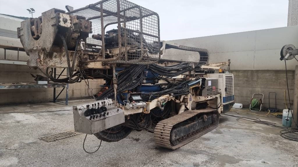 Soilmec SM14 - Pile driver: picture 2 Soilmec SM14 - Pile driver: picture 2