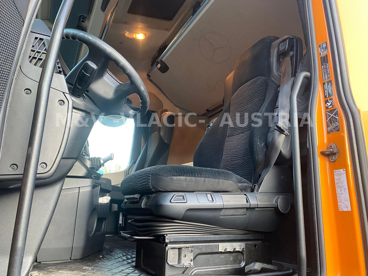 Mercedes-Benz 2542 - Container transporter/ Swap body truck: picture 4 Mercedes-Benz 2542 - Container transporter/ Swap body truck: picture 4