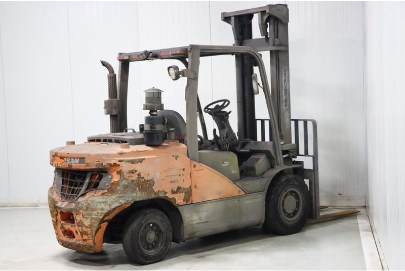 Diesel forklift Doosan D50C-7: picture 6