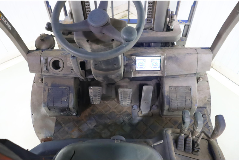 Diesel forklift Doosan D50C-7: picture 9