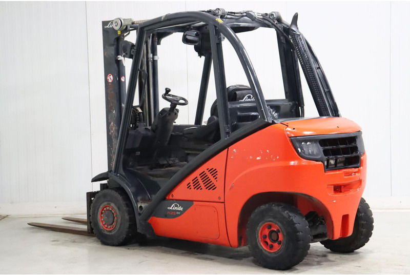 Linde H25D-02 - Diesel forklift: picture 4 Linde H25D-02 - Diesel forklift: picture 4