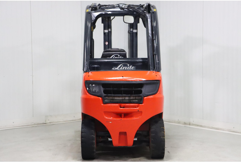 Linde H25D-02 - Diesel forklift: picture 5 Linde H25D-02 - Diesel forklift: picture 5
