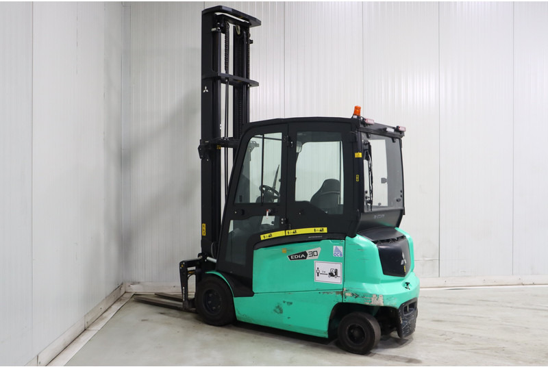 Mitsubishi FB30N - Electric forklift: picture 5 Mitsubishi FB30N - Electric forklift: picture 5