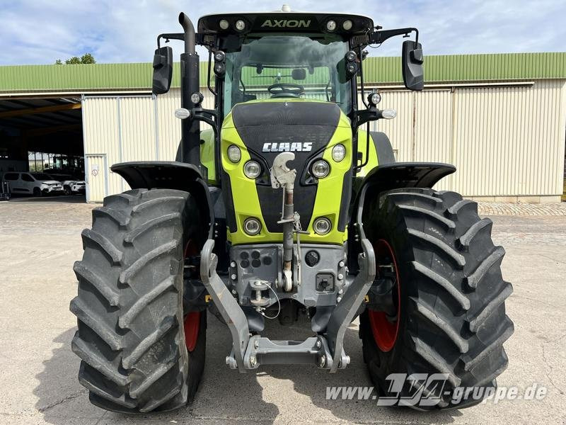 CLAAS Axion 870 - Farm tractor: picture 2 CLAAS Axion 870 - Farm tractor: picture 2