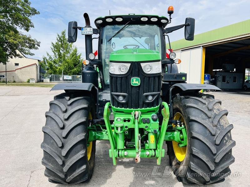 John Deere 6175R - Farm tractor: picture 3 John Deere 6175R - Farm tractor: picture 3