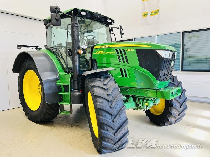 John Deere 6190R - Farm tractor: picture 2 John Deere 6190R - Farm tractor: picture 2