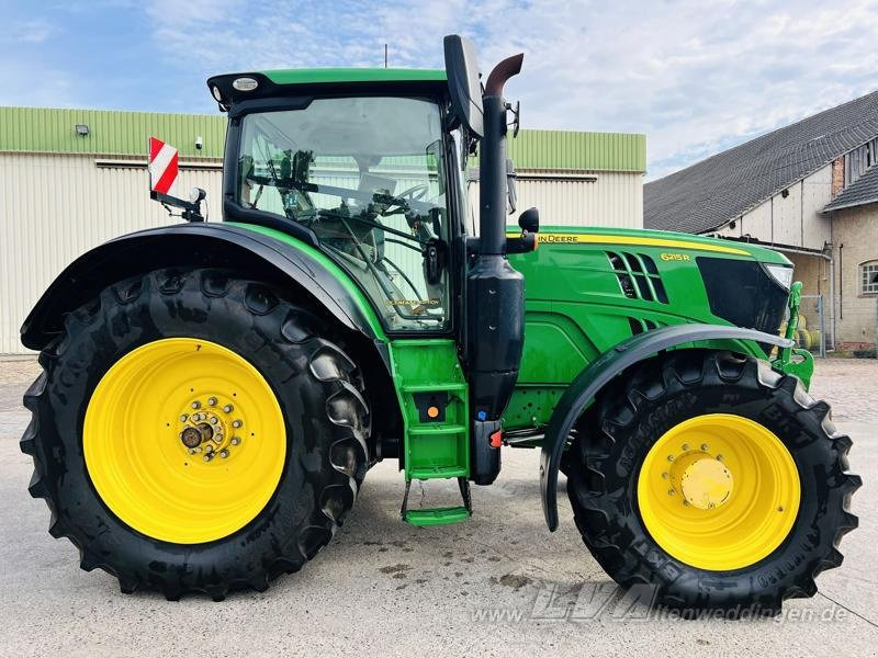 John Deere 6215R ULTIMATE - Farm tractor: picture 4 John Deere 6215R ULTIMATE - Farm tractor: picture 4
