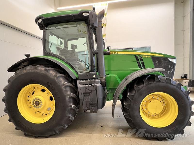 John Deere 7230R - Farm tractor: picture 5 John Deere 7230R - Farm tractor: picture 5