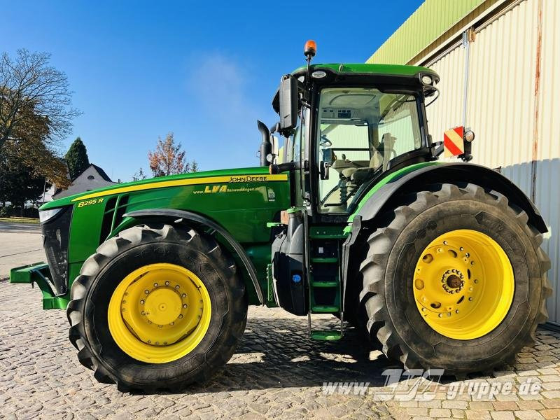 John Deere 8295R e23 PowerShift - Farm tractor: picture 5 John Deere 8295R e23 PowerShift - Farm tractor: picture 5