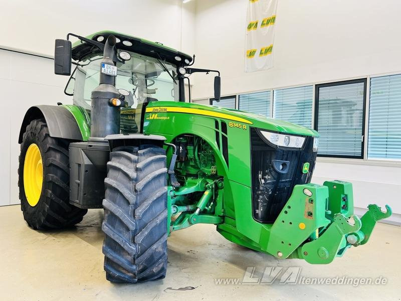 John Deere 8345R FH+FZW - Farm tractor: picture 2 John Deere 8345R FH+FZW - Farm tractor: picture 2