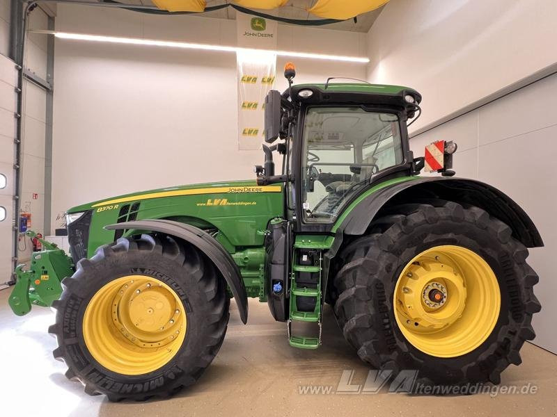John Deere 8370R E23 PowerShift - Farm tractor: picture 3 John Deere 8370R E23 PowerShift - Farm tractor: picture 3