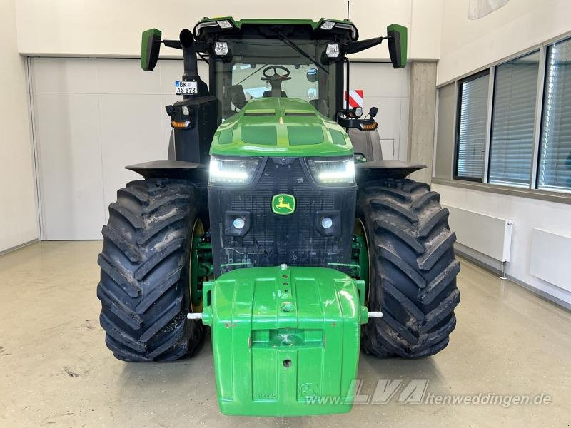 John Deere 8R 410 - Farm tractor: picture 5 John Deere 8R 410 - Farm tractor: picture 5