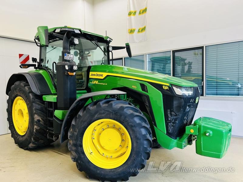John Deere 8R 410 - Farm tractor: picture 3 John Deere 8R 410 - Farm tractor: picture 3