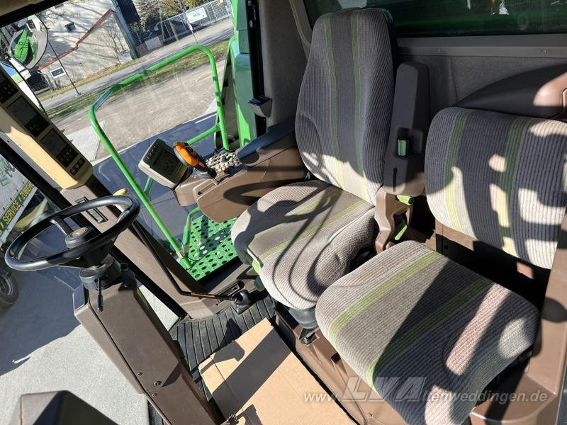 John Deere T660 - Combine harvester: picture 5 John Deere T660 - Combine harvester: picture 5