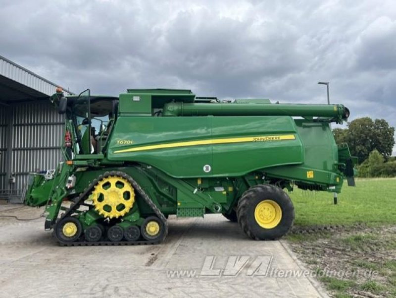 John Deere T670 - Combine harvester: picture 3 John Deere T670 - Combine harvester: picture 3